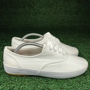 Hanes Sneakers Women 6.5 White Karen Canvas Low Top Lace Up Casual Shoes